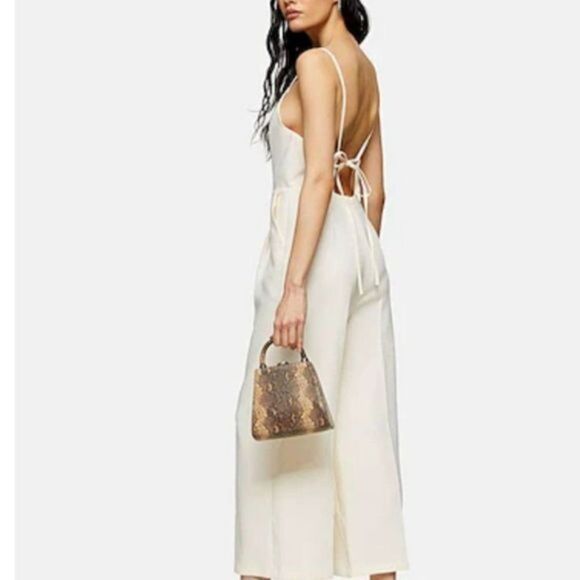 TOPSHOP Cross Back‎ Strappy Jumpsuit - Picture 2 of 7